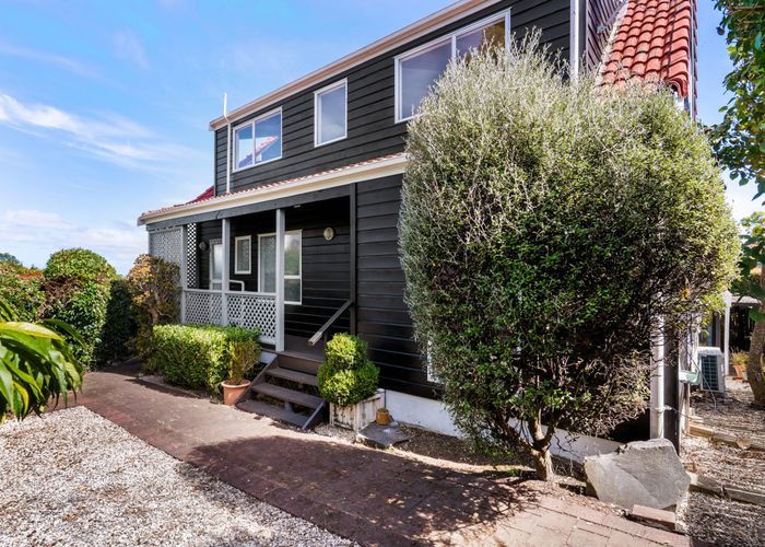  at 6/110 Norman Lesser Drive, Saint Johns, Auckland City, Auckland
