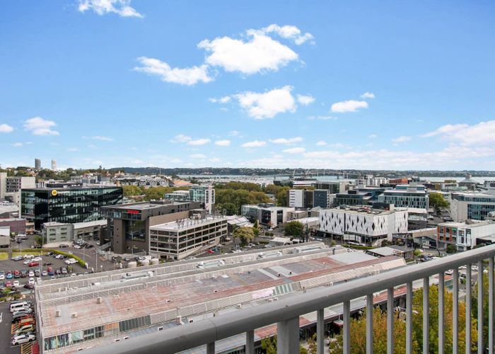  at 933/72 Nelson Street, Auckland Central, Auckland