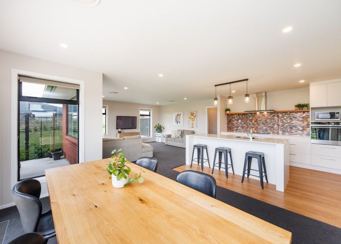  at 180 Kingsdale Park Drive, Palmerston North