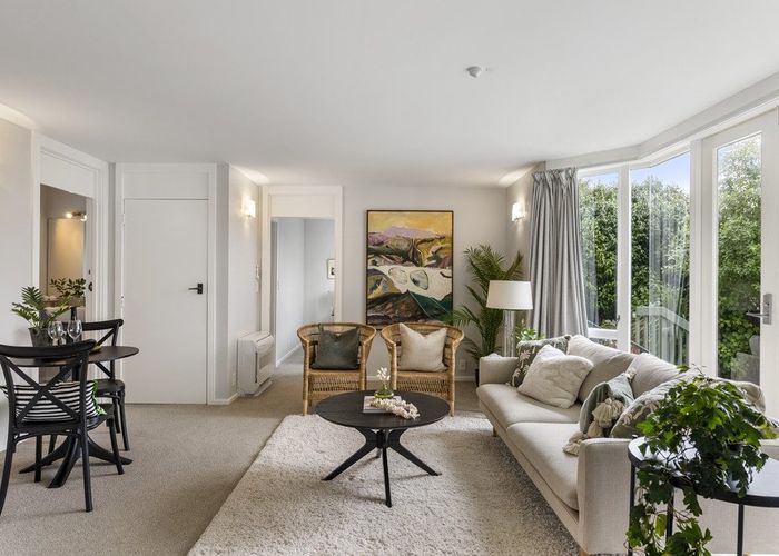  at 4C Hatton Street, Karori, Wellington