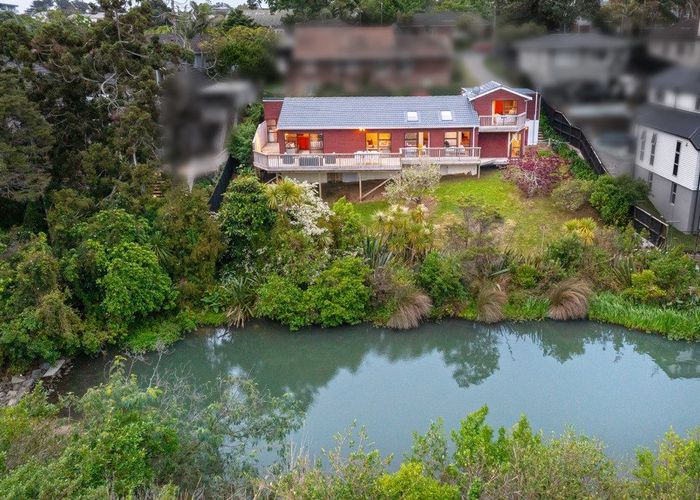  at 26a Huron Street, Takapuna, North Shore City, Auckland