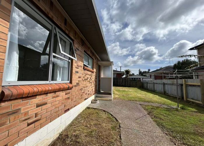  at 4/12A Lunn Avenue, Mount Wellington, Auckland City, Auckland