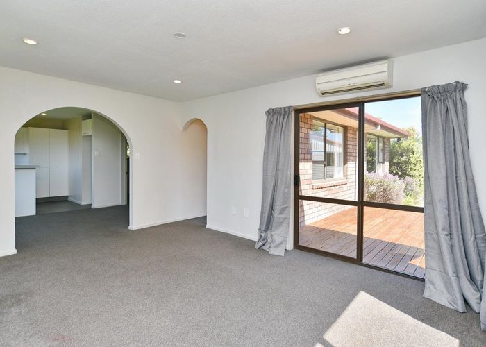  at 2/34 Tilford Street, Woolston, Christchurch City, Canterbury