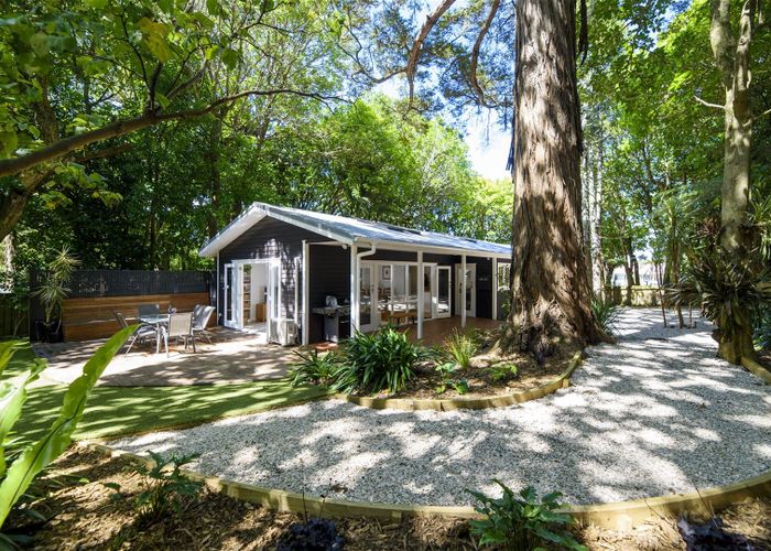  at 61 Hillcrest Avenue, Hillcrest, Auckland