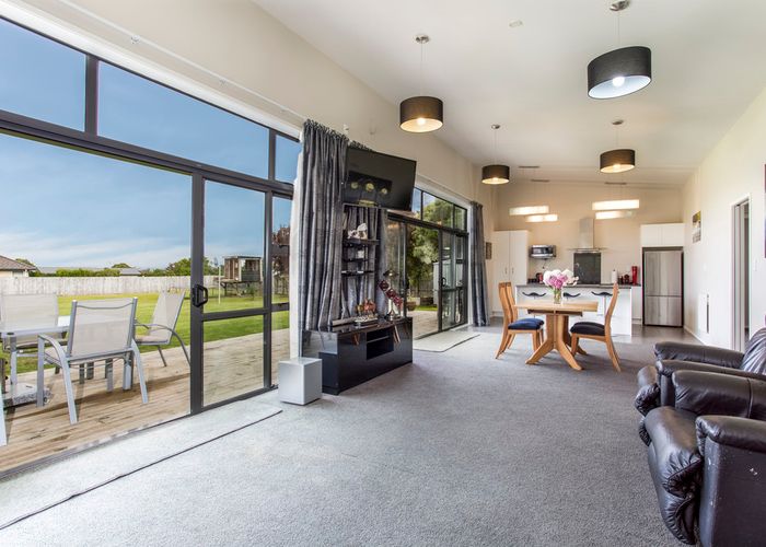  at 18 Omana Avenue, Helensville