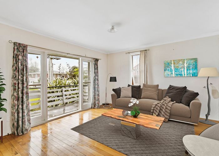  at 1/23 Richard Road, Mangere, Auckland