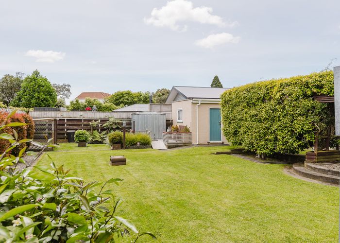  at 10 Dorset Crescent, Hokowhitu, Palmerston North