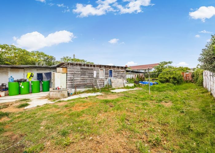  at 84 Vine Street, Mangere East, Manukau City, Auckland