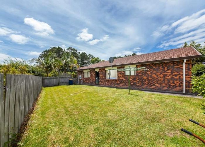  at 28 Brookwood drive, Henderson, Waitakere City, Auckland
