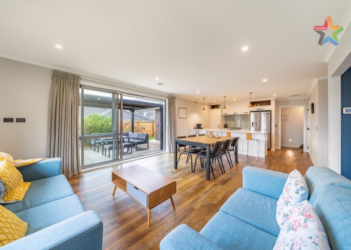  at 8 Te Punga Road, Wallaceville, Upper Hutt