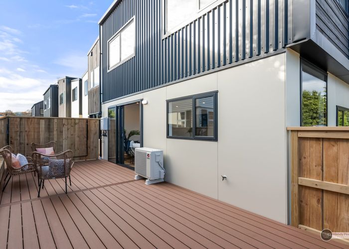  at 2/51 Kings Crescent, Lower Hutt, Lower Hutt, Wellington