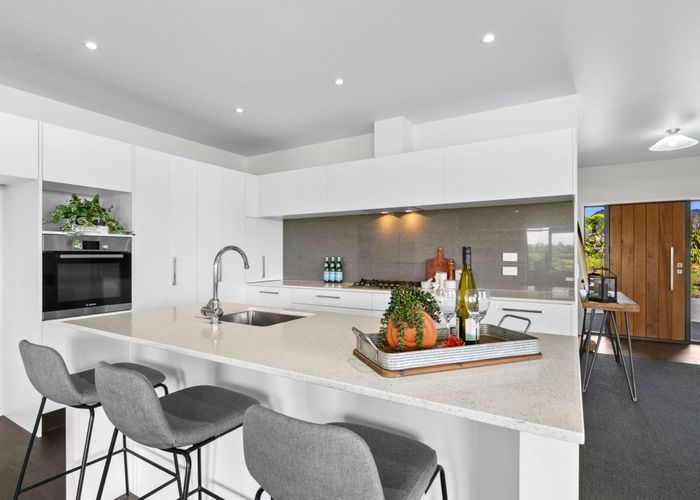  at 713 Plymouth Road, Koru, New Plymouth