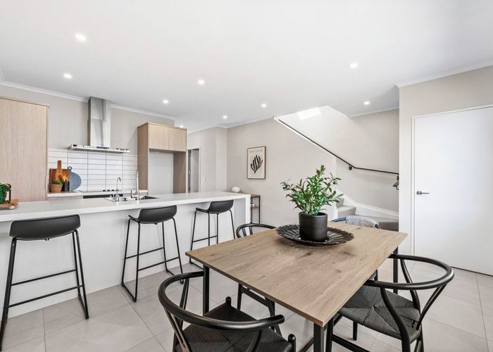  at 3/2 Rangitamiro Place, Hobsonville, Waitakere City, Auckland