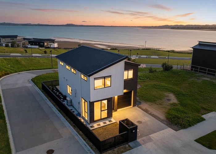  at 74 Picnic Point Road, Hobsonville, Waitakere City, Auckland