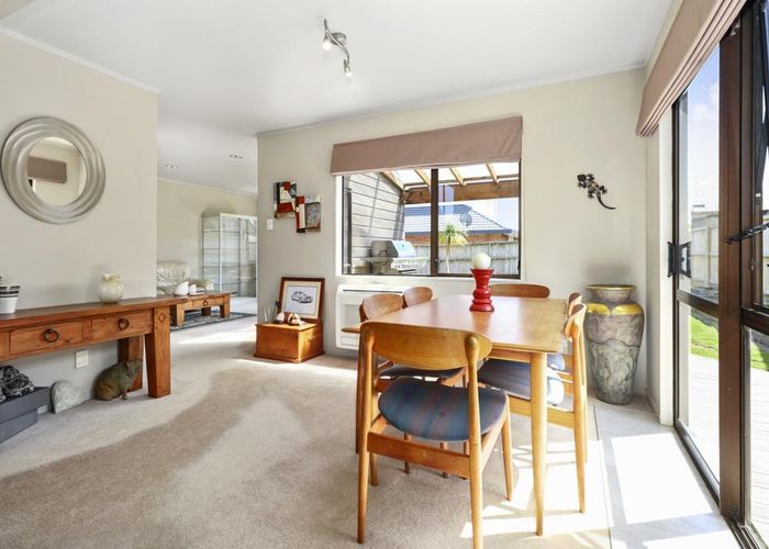 at 2A/1 BASILTON CLose, Bucklands Beach, Auckland