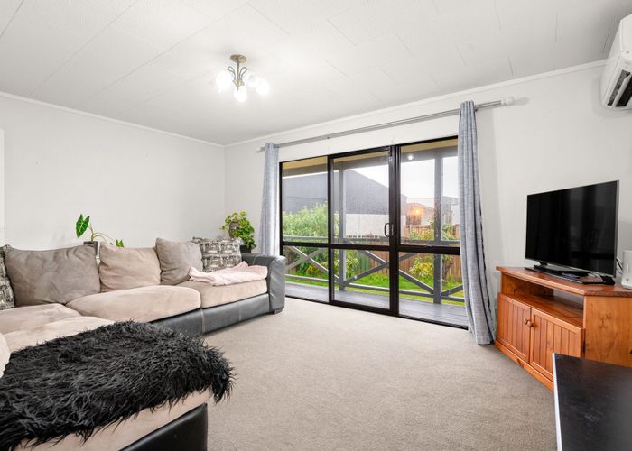  at 5 Silkwood Lane, Melville, Hamilton, Waikato