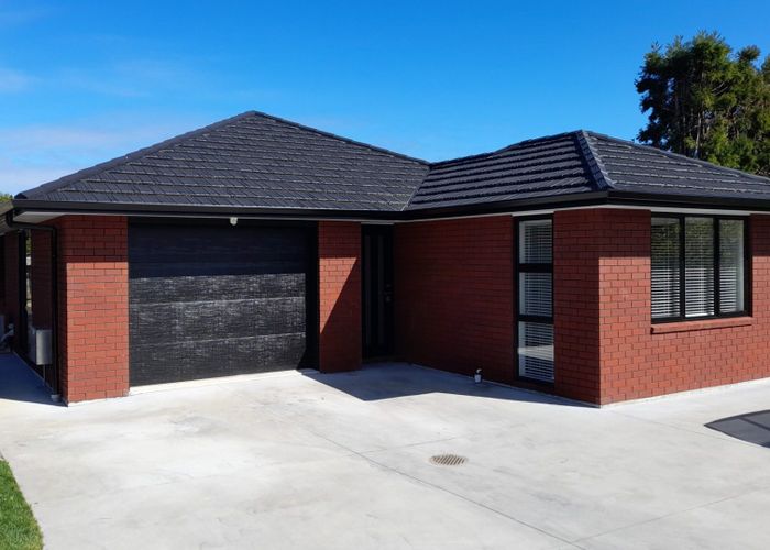  at 9 Ratahi Way, Omokoroa
