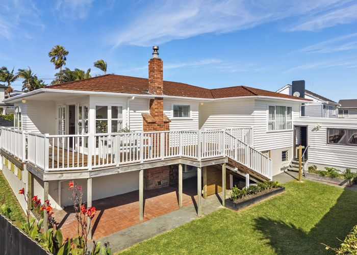 at 1/10 Raines Avenue, Forrest Hill, North Shore City, Auckland