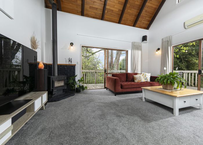  at 2/7 Springfield Street, Forrest Hill, North Shore City, Auckland