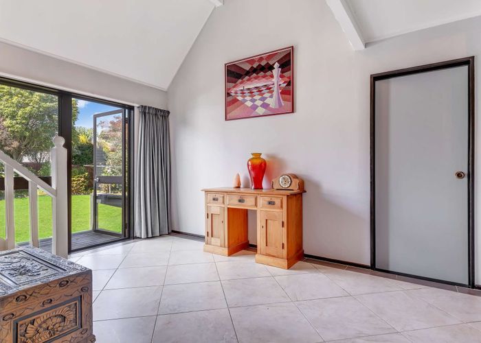 at 26 Aquarius Drive, Kawaha Point, Rotorua, Bay Of Plenty