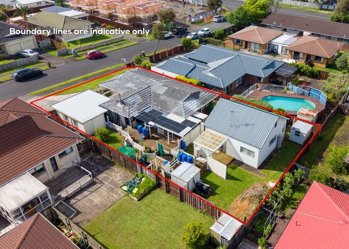  at 8 Jillteresa Crescent, Half Moon Bay, Manukau City, Auckland