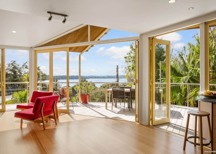  at 9 Opou Road, Titirangi, Auckland