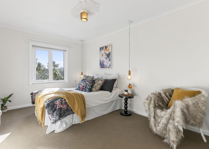  at 16 Lyndfield Lane, Newlands, Wellington, Wellington