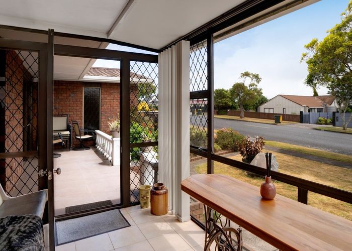  at 14 Poplar Grove, Whalers Gate, New Plymouth
