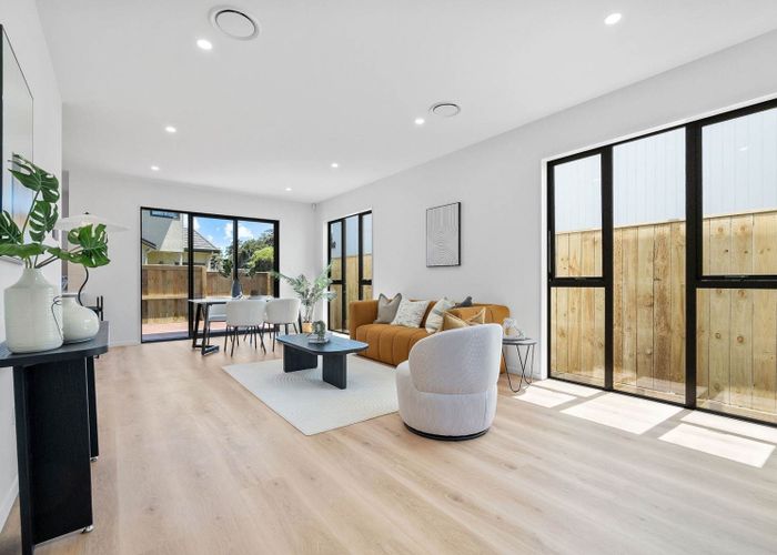  at 6B  Widdison Place, Albany, North Shore City, Auckland