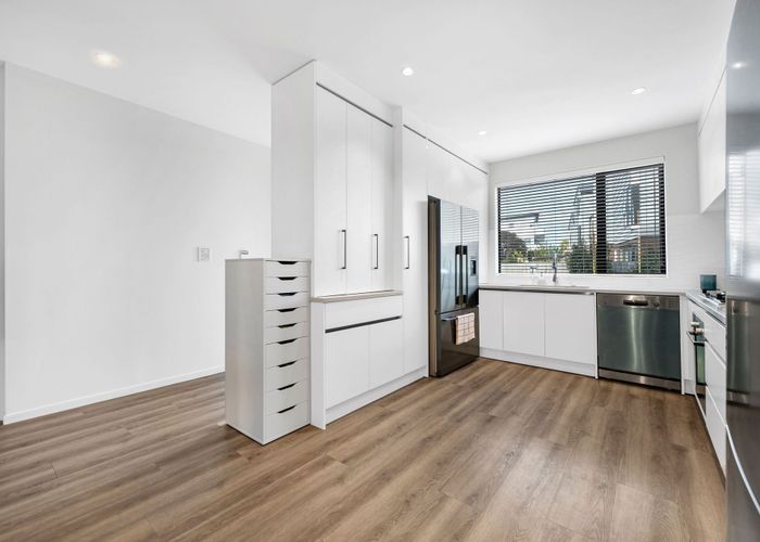  at 10 Koropiko Lane, Flat Bush, Auckland