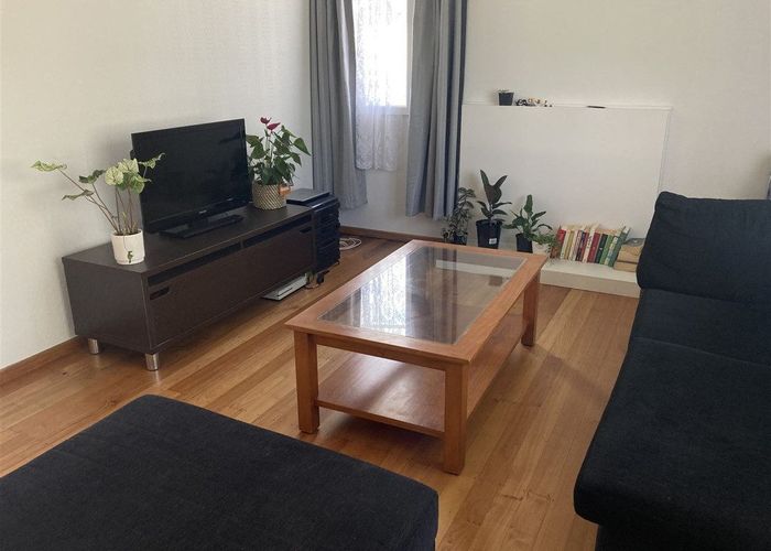  at 4 Pomelo Road, Te Atatu South, Waitakere City, Auckland