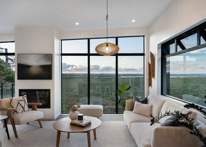  at 27 Seaside Avenue, Waterview, Auckland City, Auckland