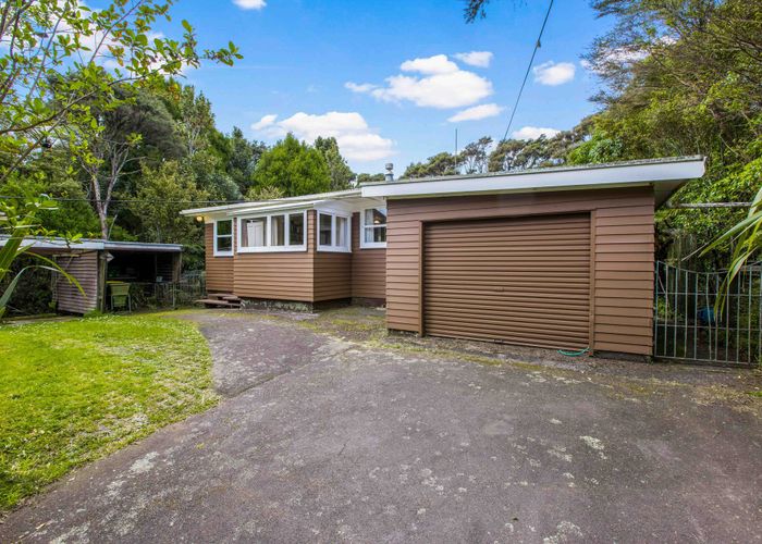 at 741 Scenic Drive, Henderson Valley, Auckland
