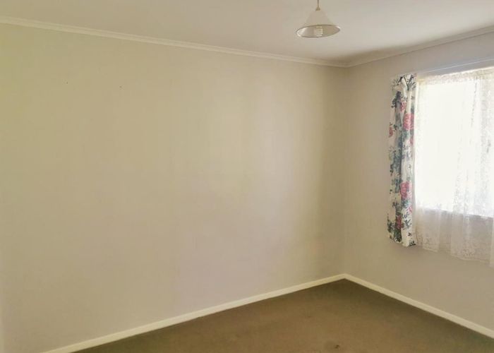 at 14 Blease Street, New Lynn, Waitakere City, Auckland