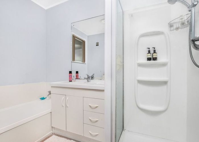  at 33 Dagenham Street, Manurewa, Auckland