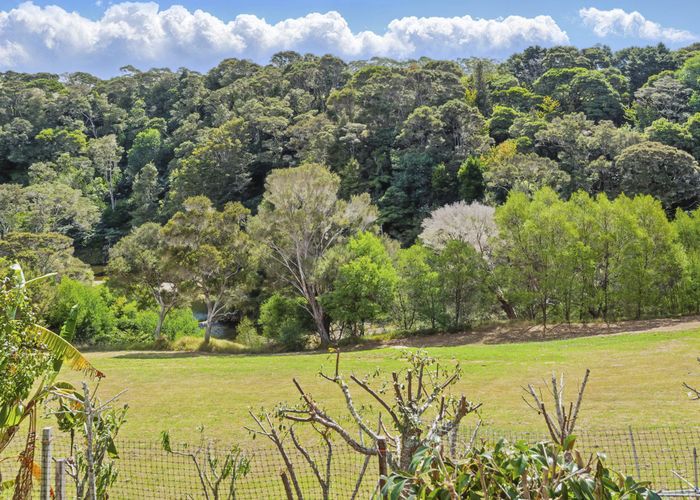  at 8 Admiralty Drive, Haruru