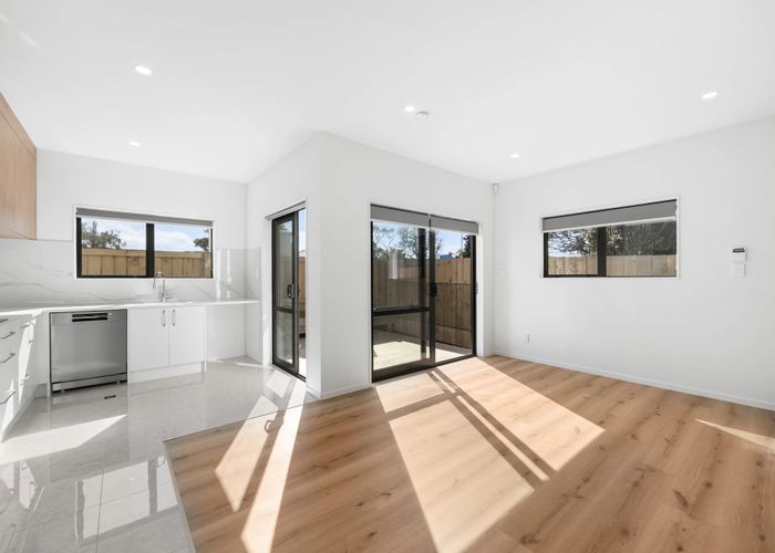  at 1/255 Pakuranga Road, Pakuranga, Manukau City, Auckland