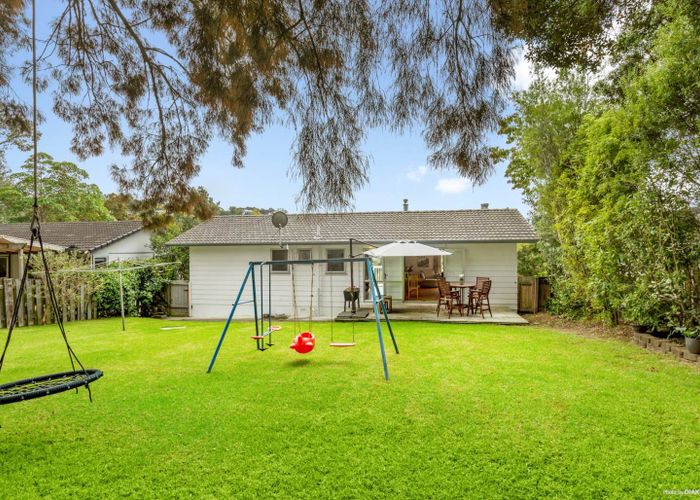  at Torbay, North Shore City, Auckland