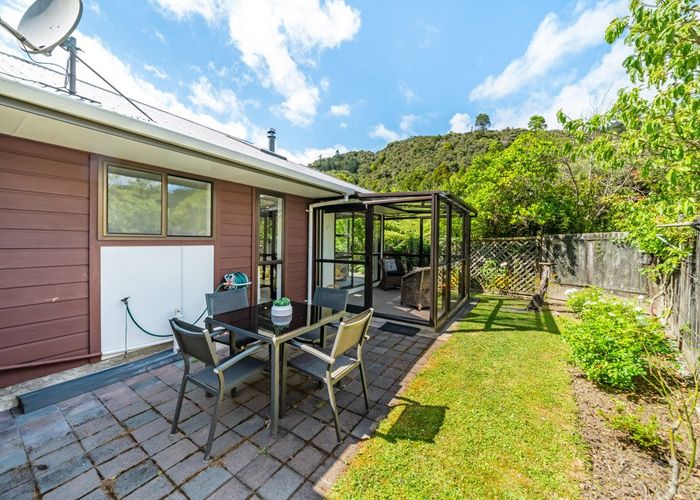  at 95 Tawhai Street, Stokes Valley, Lower Hutt