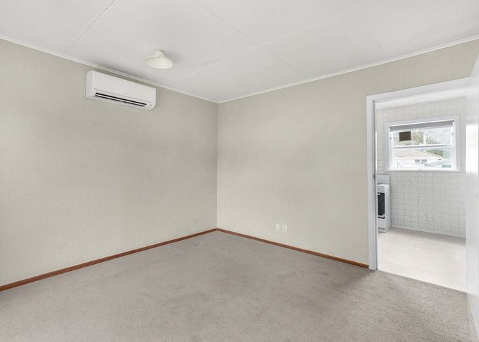 at 1 & 3/48E Merton Street, Trentham, Upper Hutt, Wellington