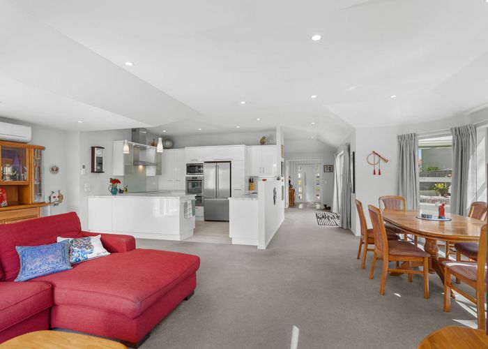  at 224 Maidstone Road, Avonhead, Christchurch City, Canterbury