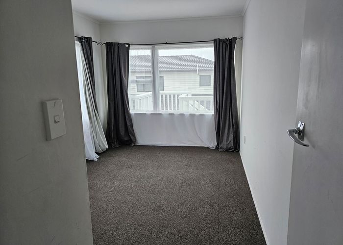  at 8/87 Wallace Road, Papatoetoe, Auckland