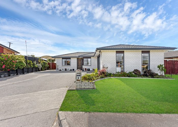  at 5 Footwide Place, Weymouth, Auckland