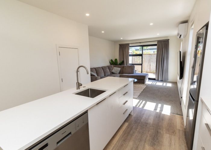  at 9/35 Sladden Street, Naenae, Lower Hutt