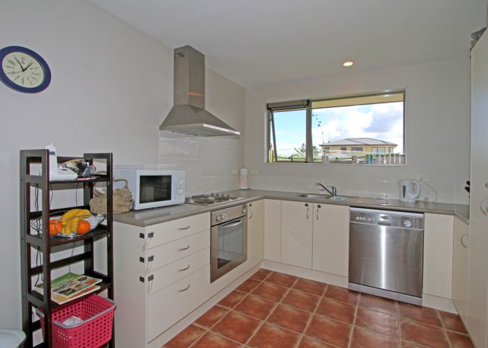  at 15 Aitkenhead Court, Parakai, Helensville