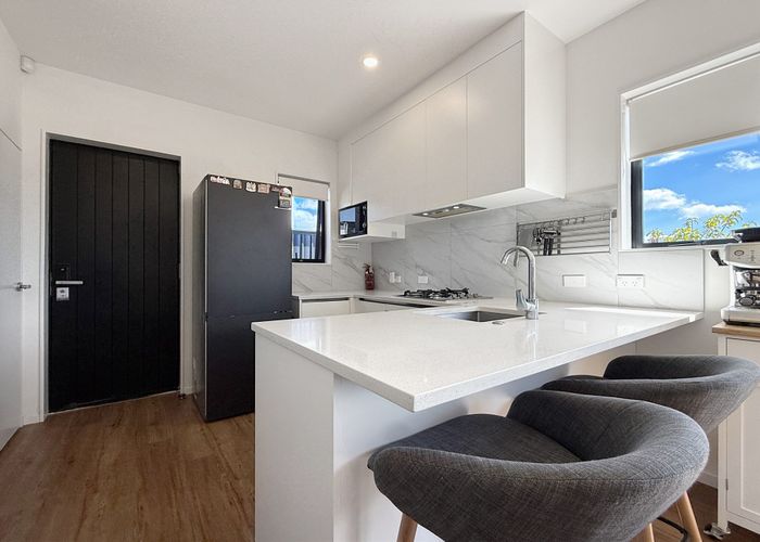  at 56 Picturesque Drive, Flat Bush, Manukau City, Auckland