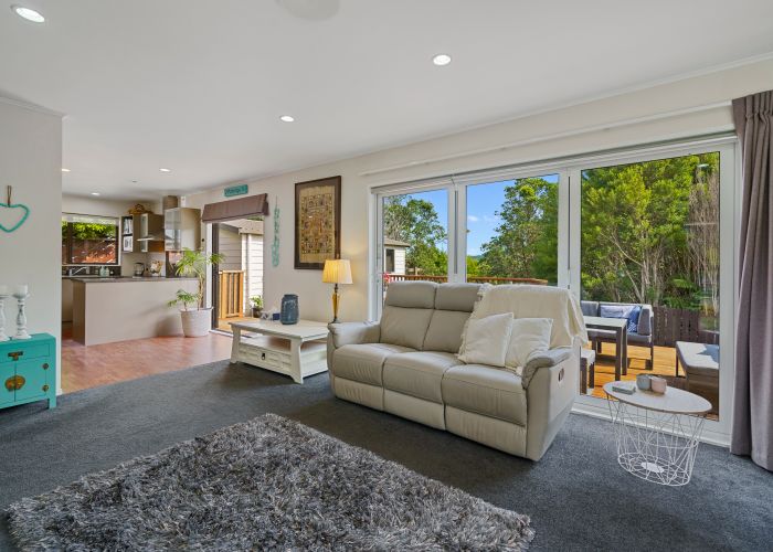  at 2 Tedder Way, Karori, Wellington
