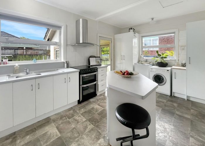  at 51 Manawatu Street, Hokowhitu, Palmerston North