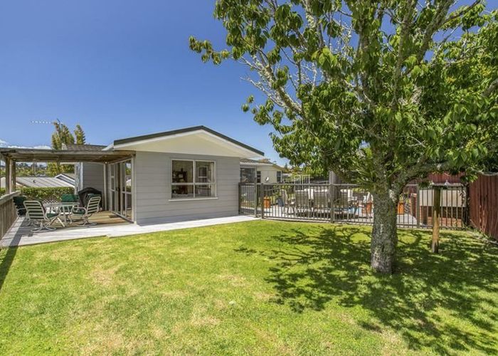  at Main House/4 Salamanca Road, Sunnynook, North Shore City, Auckland