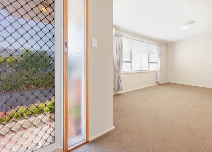  at 2/17 Bowling Road, Greenmeadows, Napier, Hawke's Bay
